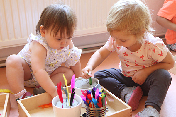 Spielende Kinder